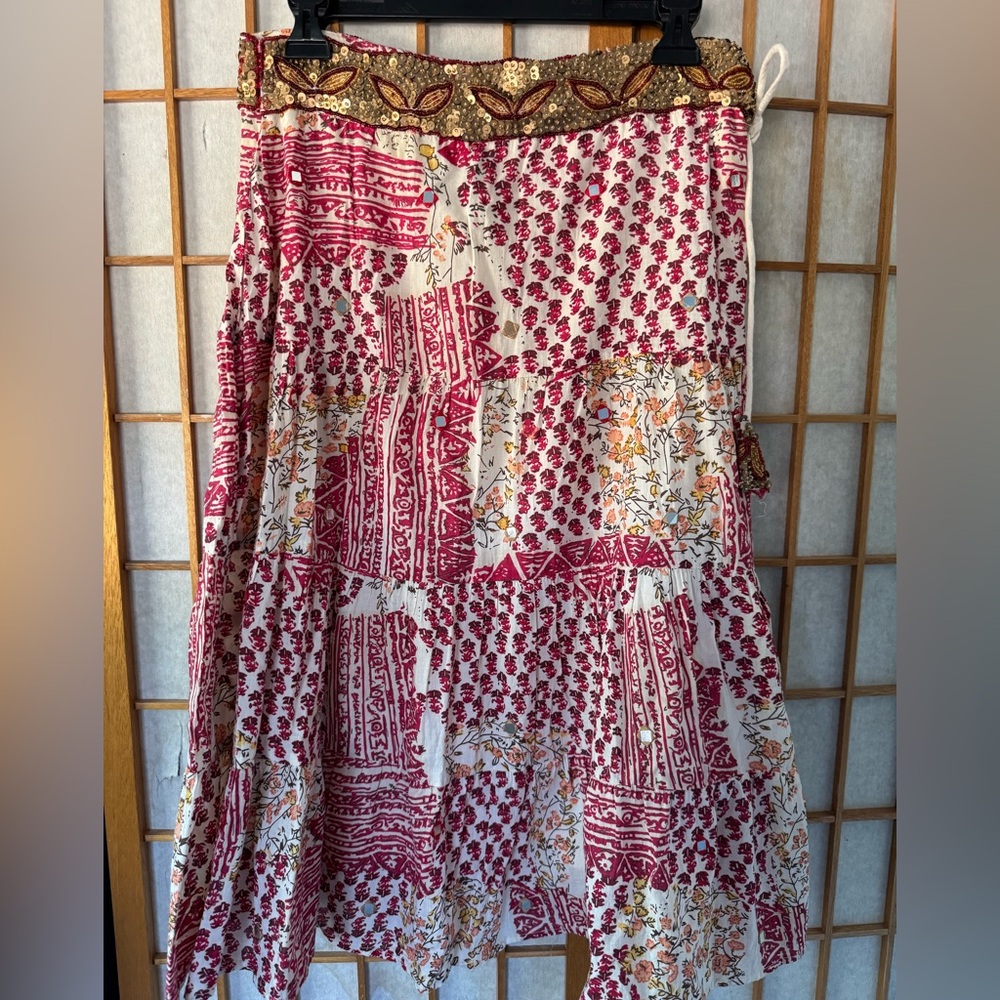 Forever 21 Pink and Red Tiered A-Line Midi Skirt - Picture 5 of 6